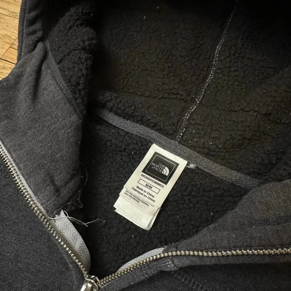 TheNorthFace Zip Up Hoodie Size M‎